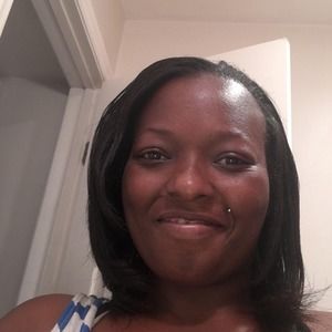 Meet your Posher, Roxanne